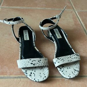 Steven Madden sandals